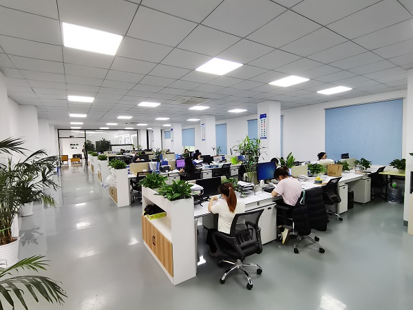 Type-C廠商在市場井噴中的挑戰(zhàn)與機遇：策略與展望